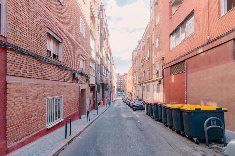 Foto 5114eb1a-2712-435a-b0e9-6789de307cfb. Etagenwohnung mit heizung parking in San Isidro Madrid