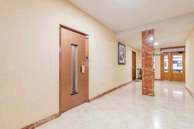 Foto b52184a2-ca9c-470a-aaf0-d90988431091. Etagenwohnung mit heizung parking in San Isidro Madrid