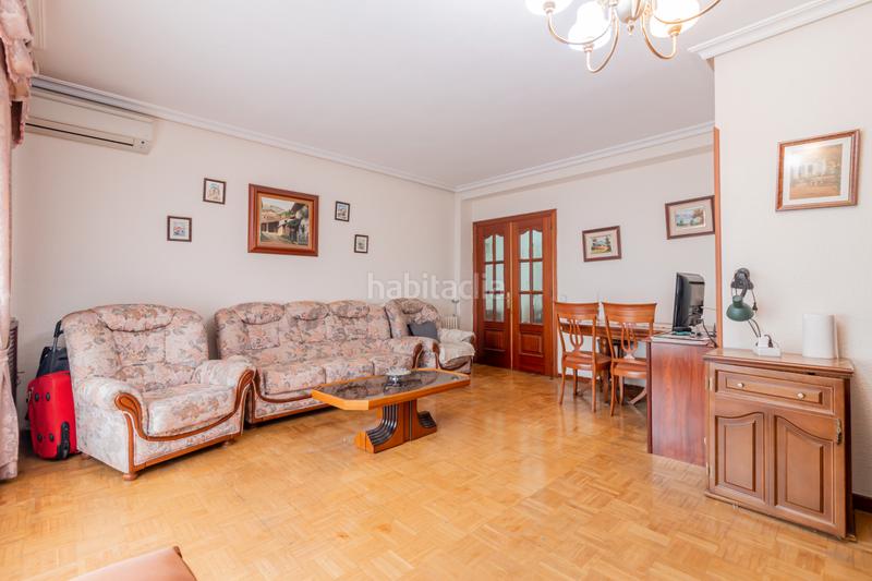 Foto 32babb8b-a015-42ed-b17f-355f16d62bf8. Piso en San Isidro Madrid
