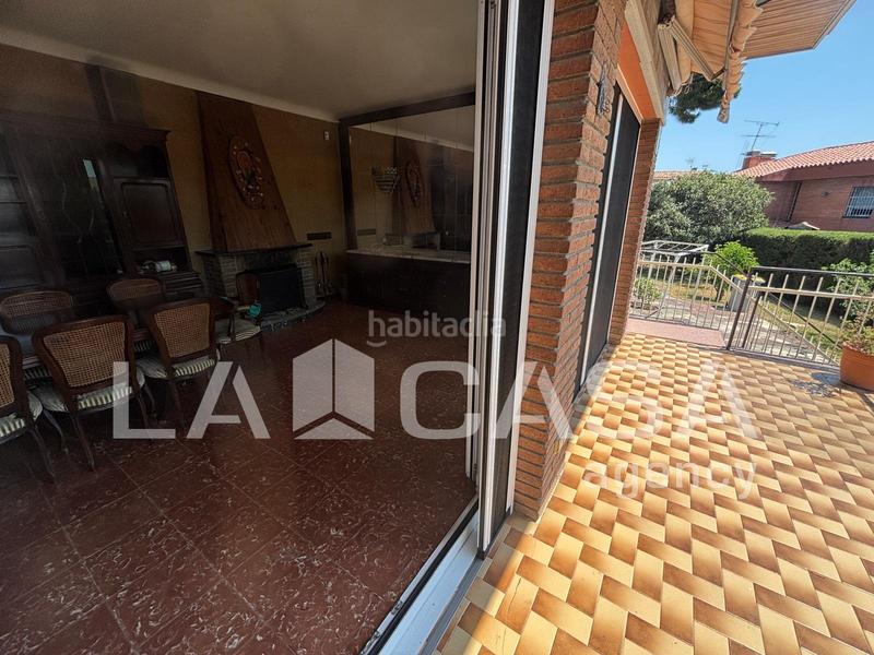 Foto 1136e570-77a0-4c72-a5a2-ab6e109dc1dc. Casa amb aparcament a Premià de Dalt