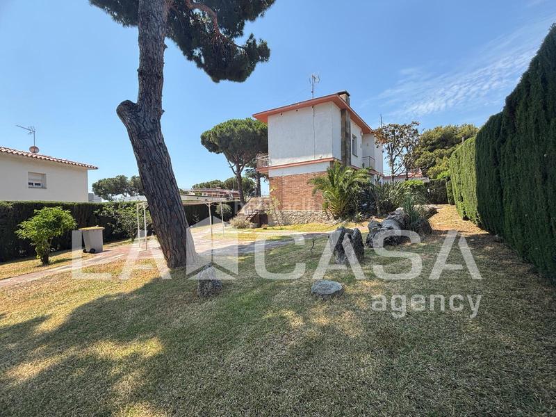 Foto be03a8f0-fdd1-49bd-bed7-4f8404293ef4. Casa amb aparcament a Premià de Dalt