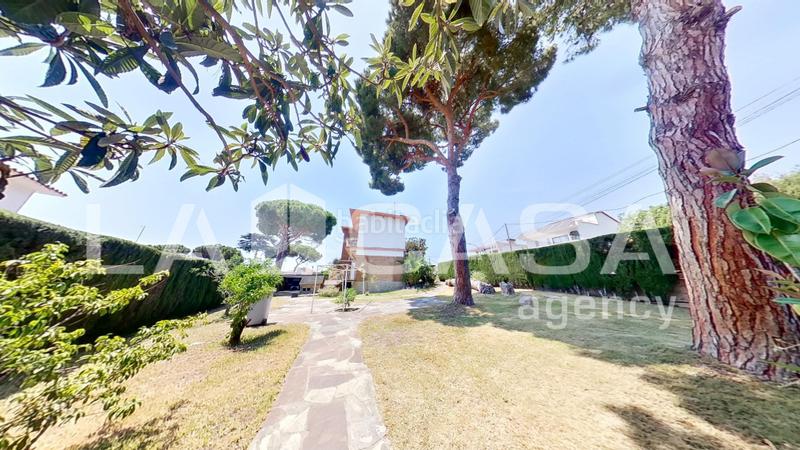 Foto c3811aac-2e0a-4781-8a63-adbb17a450a6. Casa amb aparcament a Premià de Dalt