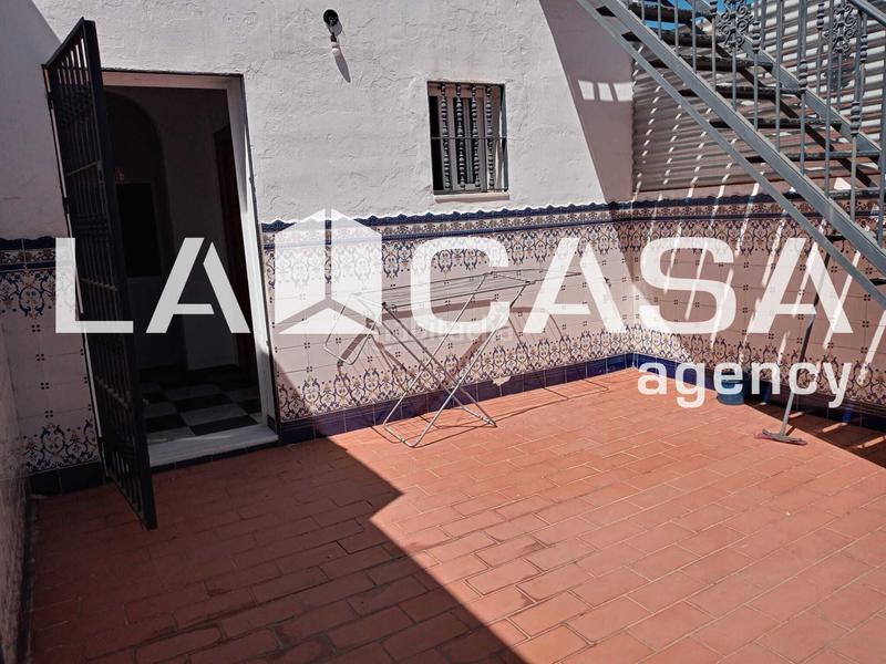 Foto f63885f0-68c3-4b8d-a150-8b05d29182d1. Maison dans Centro - Doña Mercedes Dos Hermanas