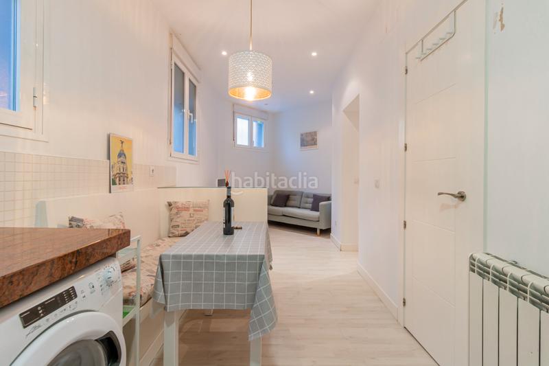 Foto e84a0a37-43a1-49d6-bc13-f8fcb42cf606. Piso en Comillas Madrid