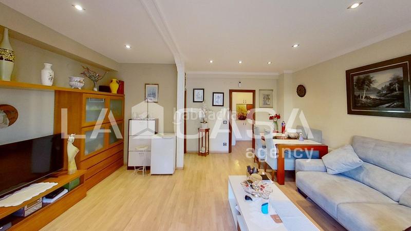 Foto 1a17f41f-3c19-42c0-ba5e-b0c9fef6e733. Appartement dans La Verneda - La Pau Barcelona