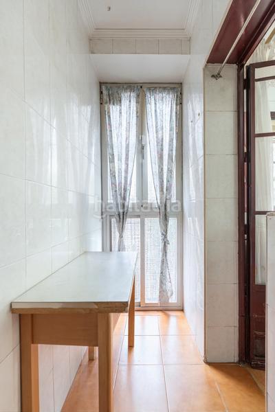 Foto 613299b8-c4c0-472d-8825-7fb78bc6fcbb. Appartamento con riscaldamento parcheggio in San Isidro Madrid