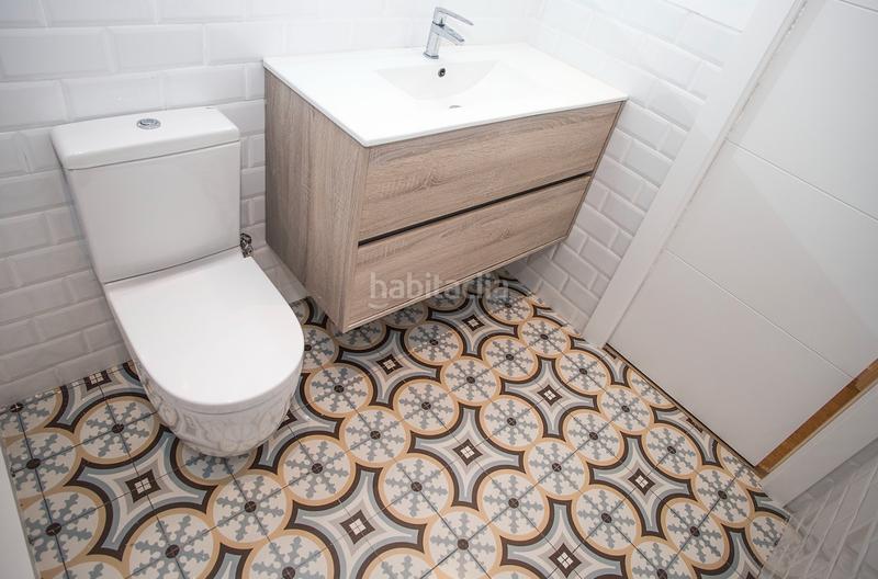 Foto f9c34a95-f644-430d-a979-f69901908167. Piso en Sants Barcelona