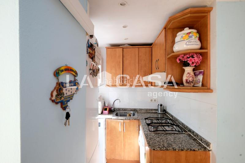 Foto d0dbf6de-9a28-4ae7-b028-5925f6acad11. Piso en Trinitat Nova Barcelona