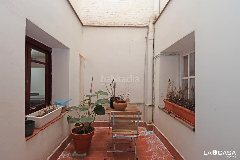 Foto d10ee935-d878-49fd-8d9d-8c9c63ab3f62. Zweistöckige wohnung in El Poble Sec - Parc de Montjuïc Barcelona