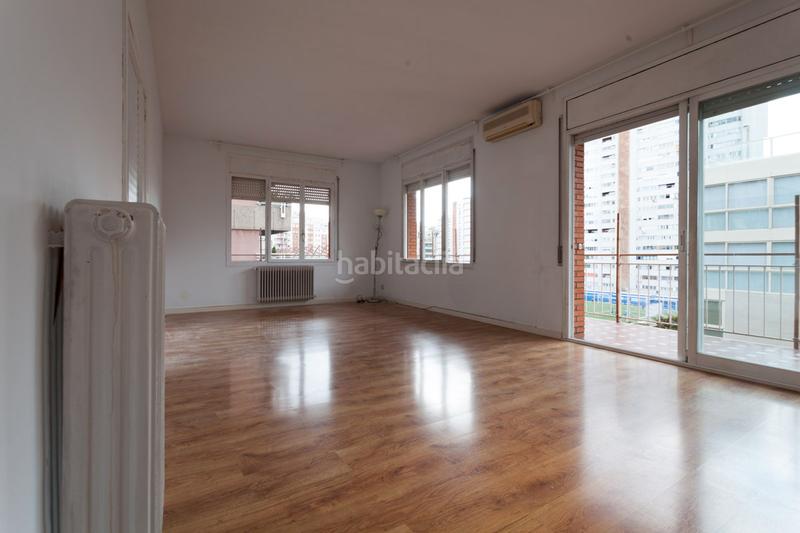 Foto e50c86b9-abe5-45bf-8b44-ed882f884b19. Etagenwohnung mit heizung in La Salut Barcelona