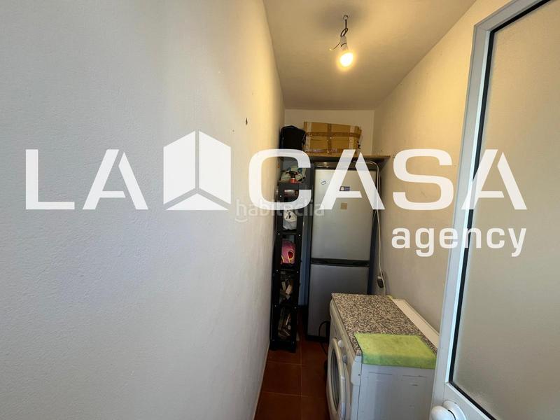 Foto b6a8dc1e-d65e-445c-8244-8dd7c7999201. Casa a schiera con parcheggio in La Motilla - Fuente del Rey Dos Hermanas