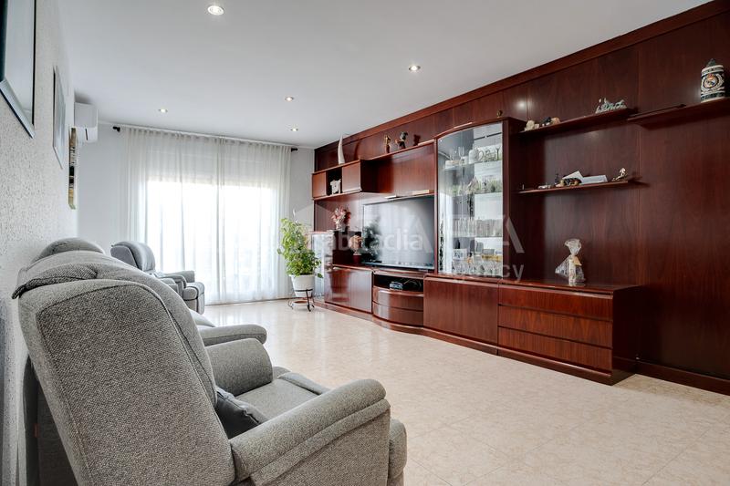 Foto 6bed85b1-93f2-4bad-8056-e311348d41d4. Reihenhaus mit parking in Lliçà d´Amunt