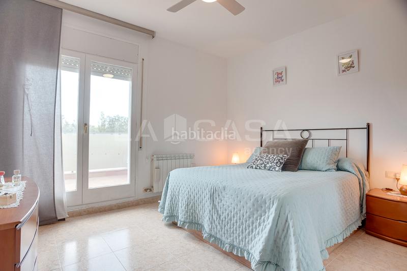 Foto ae72130e-bd10-4a21-ba2c-7efb262bb502. Reihenhaus mit parking in Lliçà d´Amunt