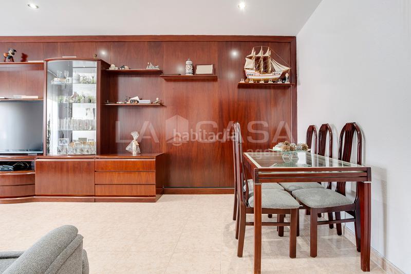 Foto e13bfc26-6c19-4d46-8141-960dd92d9478. Reihenhaus mit parking in Lliçà d´Amunt