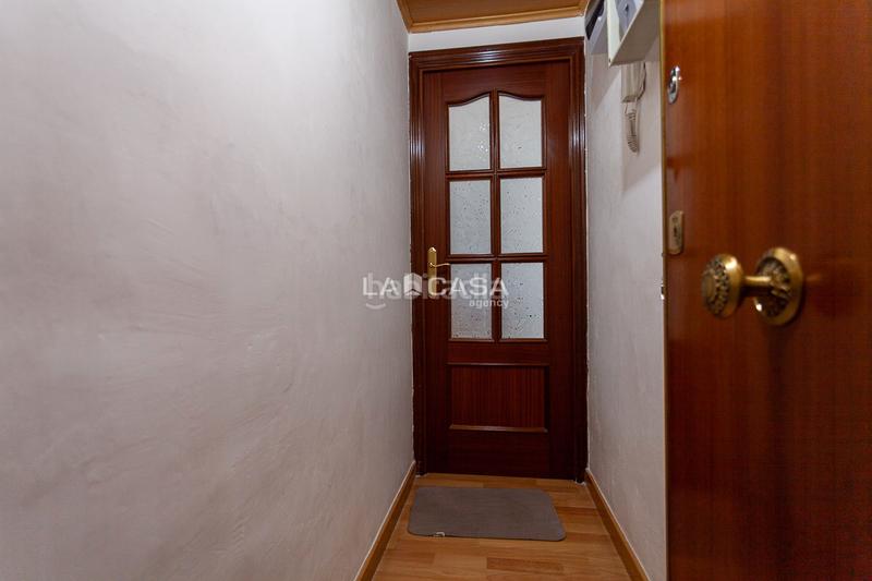 Foto cb93fcfa-716a-41e0-8c54-00acb2f0630b. Piso en La Florida Hospitalet de Llobregat (L´)