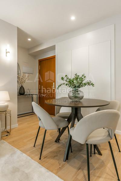 Foto 0f1f6095-297d-4285-b093-16ead9b2077c. Flat with heating in Nueva España Madrid