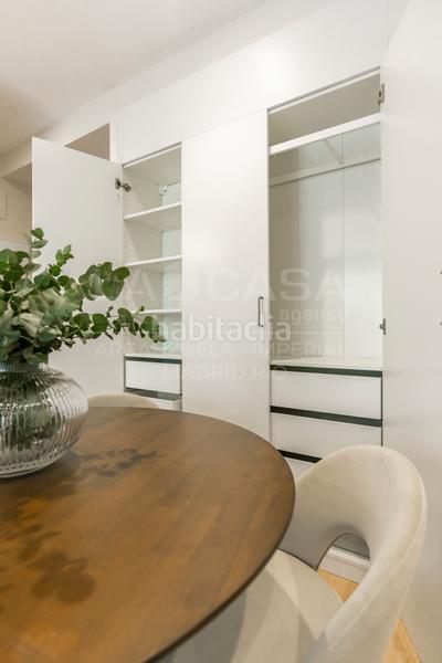 Foto 4d4328d3-c370-4256-bb6f-17a3d2cf6962. Flat with heating in Nueva España Madrid