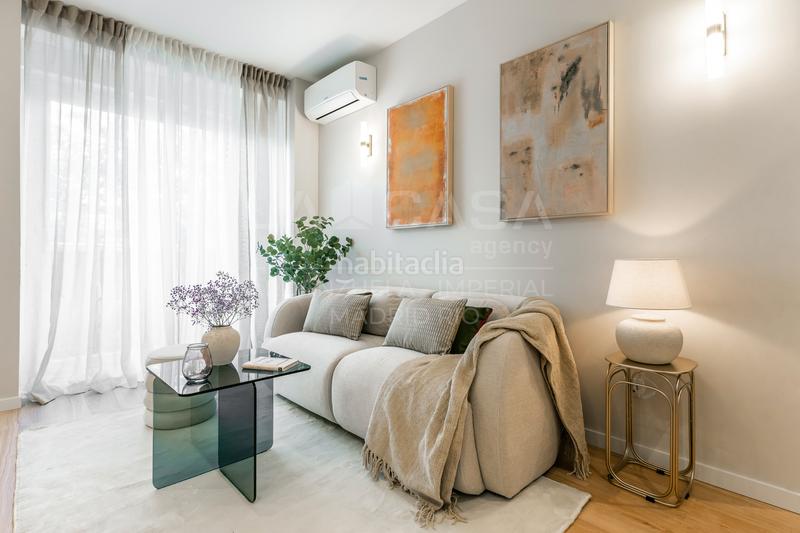 Foto b5f23328-b946-4d53-8a3f-fe790629ac06. Flat with heating in Nueva España Madrid