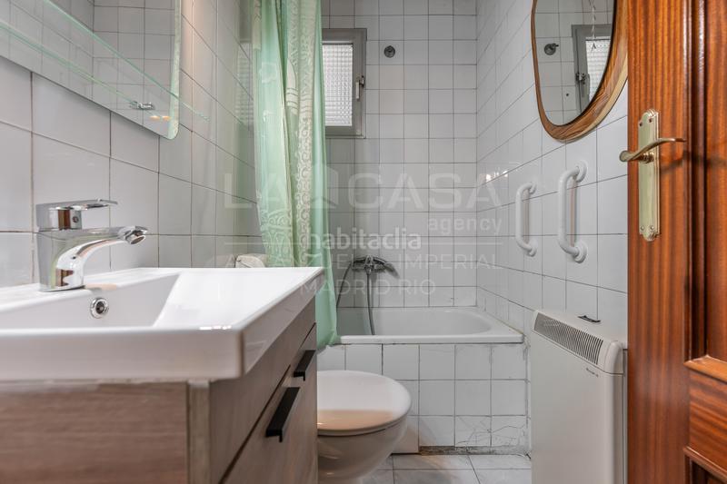 Foto 302ed34c-c4c2-4d3c-b241-5dec846a5f22. Appartamento con riscaldamento in Imperial Madrid