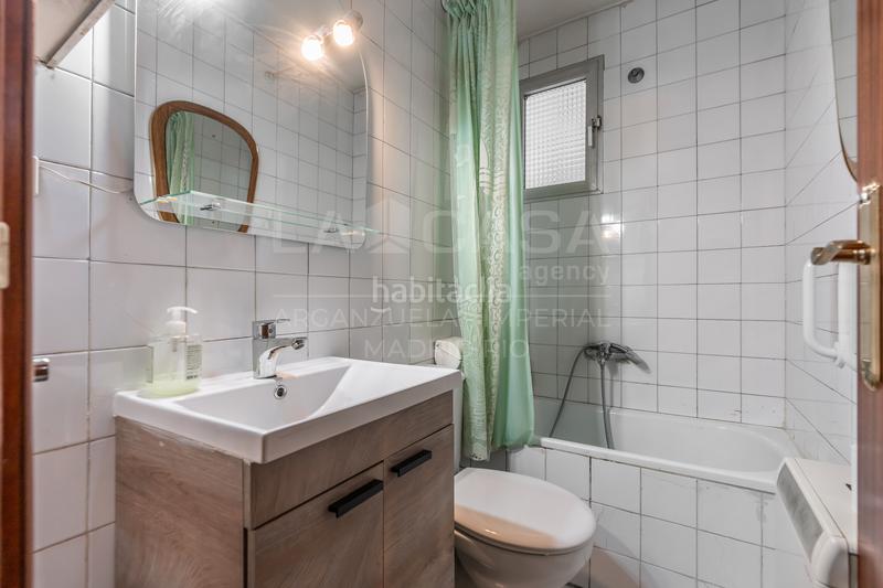 Foto af38538d-1b3e-4af4-ae0c-24138285ab94. Appartamento con riscaldamento in Imperial Madrid