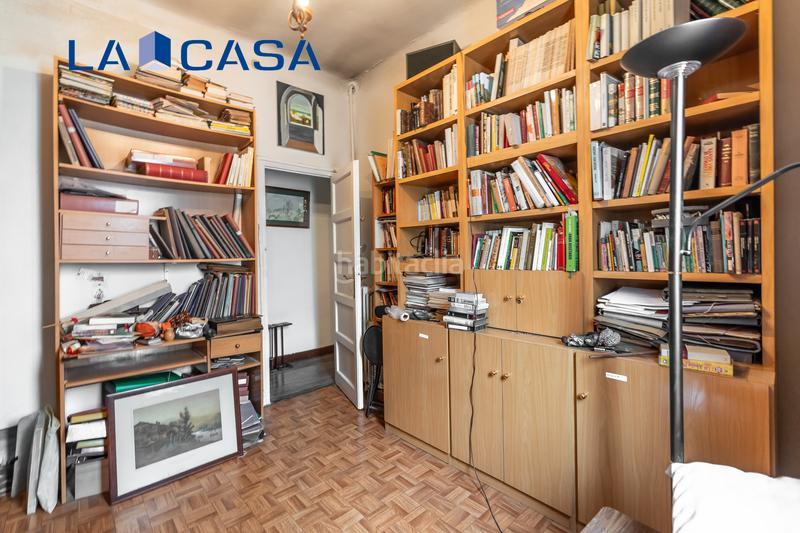 Foto fdeeec9a-7698-4375-a35d-78e6fc9b6479. Dachwohnung mit heizung in Delicias Madrid