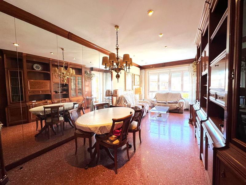 Foto 6ddf40d3-01d6-4626-811d-bd3aa68b4eb5. Appartamento con riscaldamento parcheggio in Barri de les Corts Barcelona