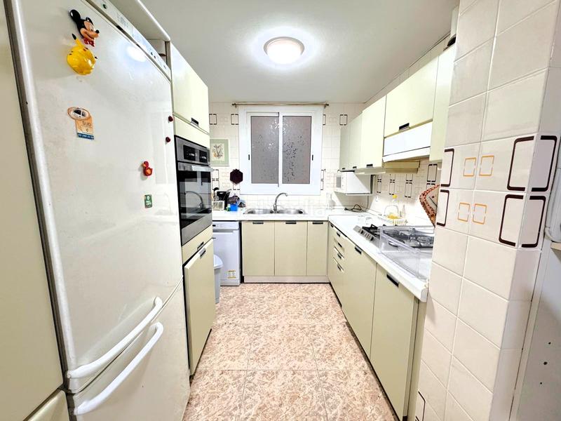 Foto 5827e921-70c3-455c-bc49-baaa415c599a. Flat with heating parking in Barri de les Corts Barcelona