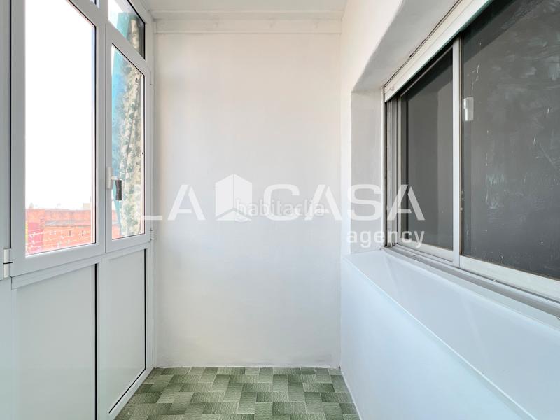 Foto fec22dd1-ded9-49ea-bc10-d861f60dfbe6. Dachwohnung in Prosperitat Barcelona