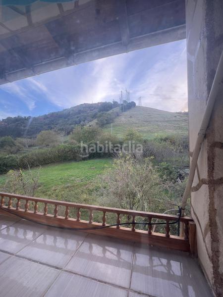 Foto fb43fc2b-cb5a-4f4c-b0ca-3d7720e2e3b5. Flat with heating in La Peña Bilbao