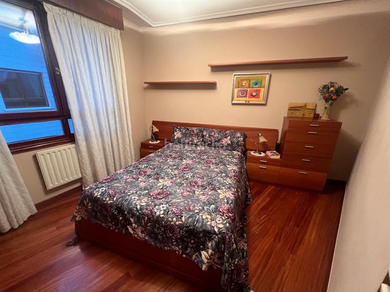 Foto 7f2aedbc-d041-499c-b5d7-610b62d7b6dc. Appartement avec chauffage parking dans Rekalde Centro Bilbao