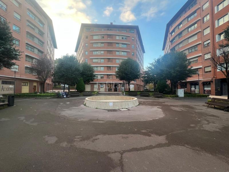 Foto 27644826-6e56-4a56-856c-5f9176487c66. Etagenwohnung mit heizung parking in Rekalde Centro Bilbao