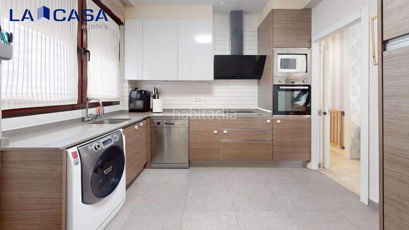 Foto ae4b7dc4-2191-46af-9535-851ca3175a94. Appartement dans Zurbaran Bilbao