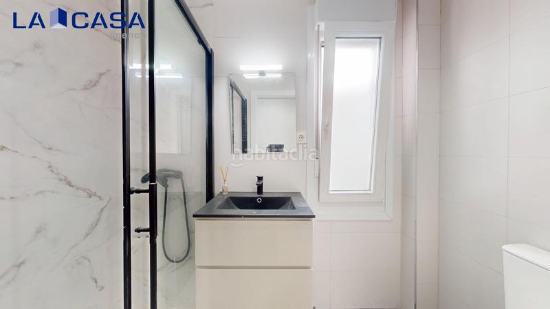 Foto df9d8340-95e2-4904-a5d4-65b2f0f646c4. Appartamento in Solokoetxe Bilbao