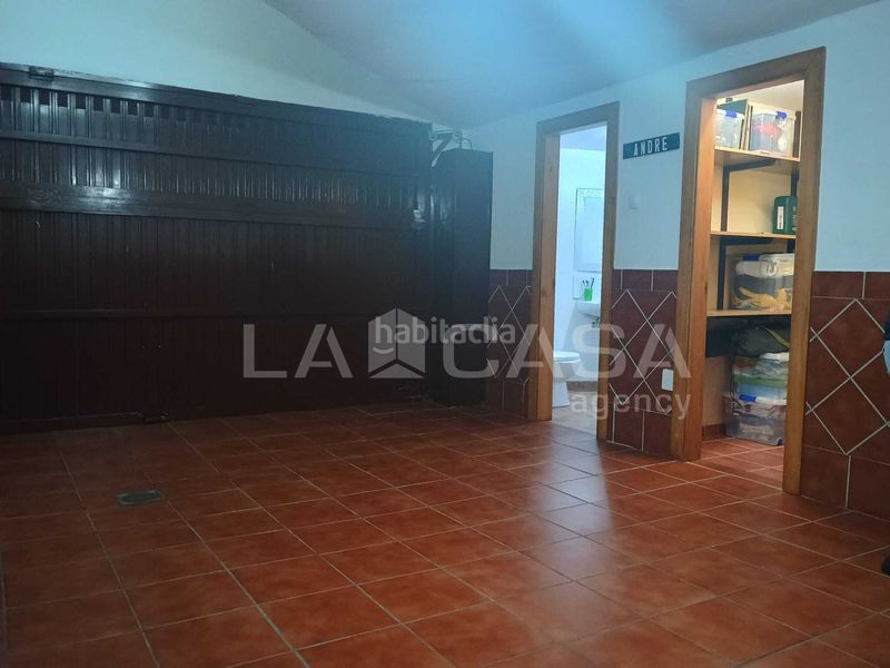 Foto f746e622-bebe-4454-93da-3549740b8735. Casa adossada amb aparcament a Bajadilla - Fuente Nueva Algeciras