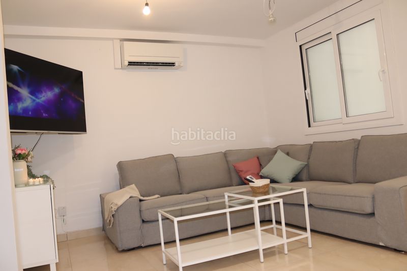 Foto accf097c-7b4d-465b-b43e-db5f3c238b40. Planta baixa a Sants Barcelona