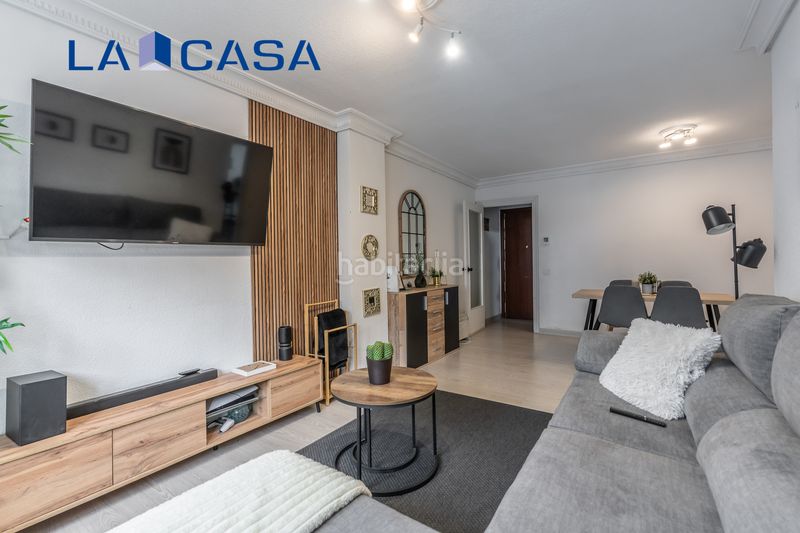 Foto 1088a78c-4728-4646-af39-c9d63e420a02. Piso en Zofío Madrid