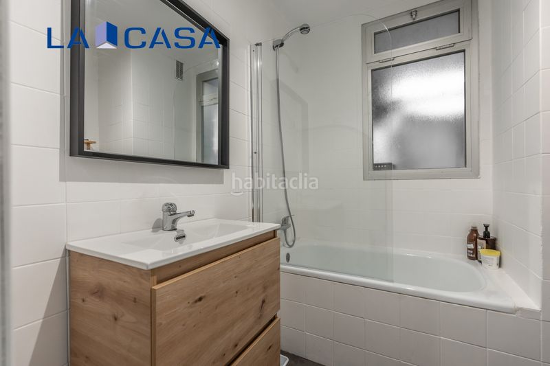 Foto de394860-3e8e-4b6a-98ec-91a6d8f947b7. Piso en Zofío Madrid