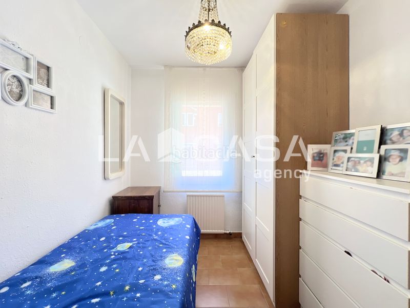 Foto f4ed51f4-54ff-430d-986f-b960cdbcd502. Pis amb calefacció a Prosperitat Barcelona