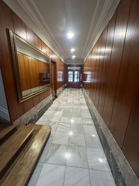 Foto 5b2c0d1d-3d3a-401c-a7ee-11d41433b976. Pis amb calefacció a Abandoibarra - Guggenheim Bilbao