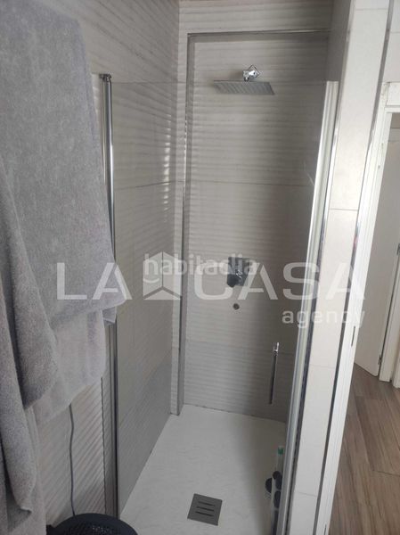 Foto 1ce49e31-8484-4f30-a118-b864f83d0680. Pis amb aparcament a Casco Antiguo Algeciras