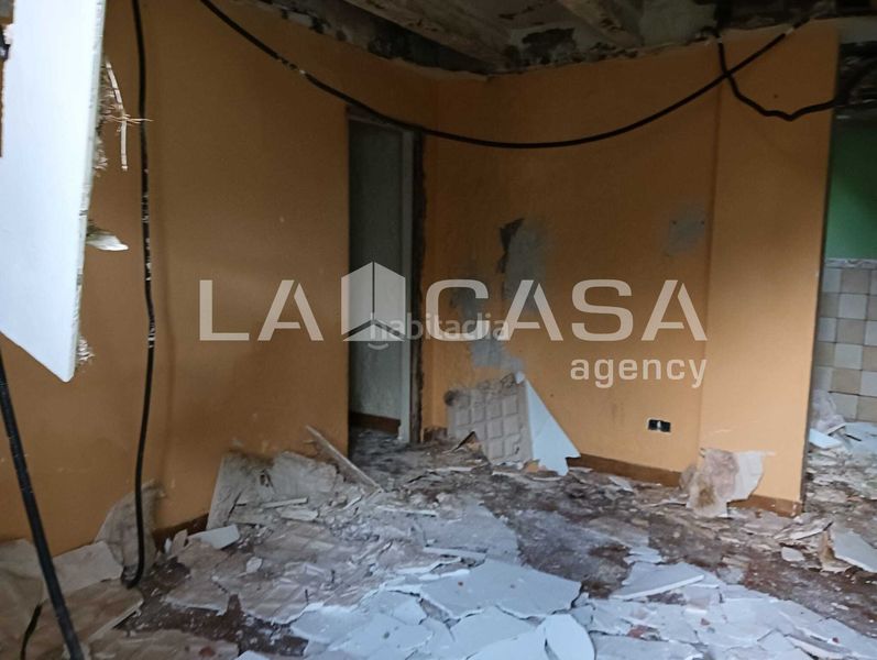 Foto 4ec831a7-3e34-4b36-8ba1-69ae6c5de404. Casa amb aparcament a Pescadores - Saladillo Algeciras