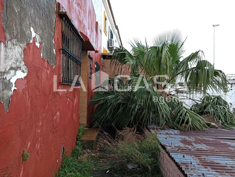 Foto 929c21e6-773d-4c6f-a535-ad9e95f99617. Casa amb aparcament a Pescadores - Saladillo Algeciras