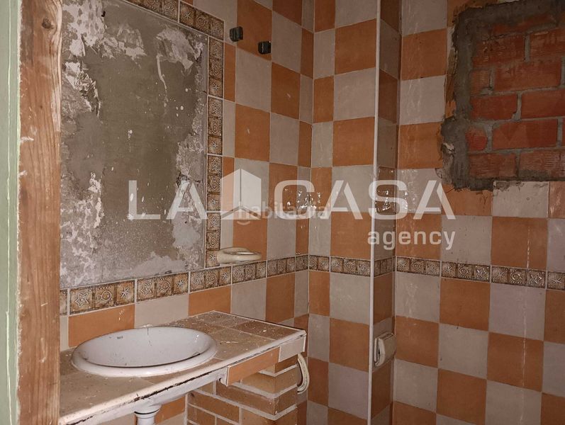 Foto a98a9316-4aaf-44cd-9fa2-a65c5e50a5b2. Casa amb aparcament a Pescadores - Saladillo Algeciras