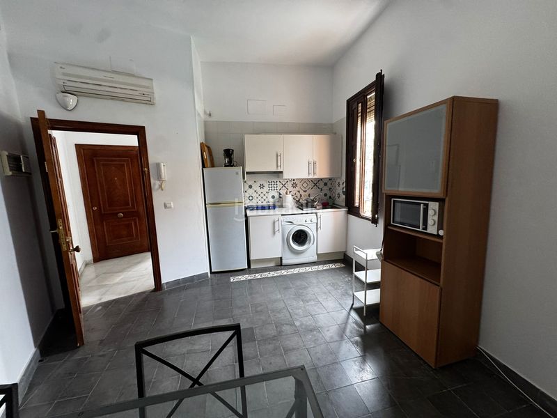 Foto 1a5b5616-881d-4328-acdf-42f281b6da79. Pis a Barrio del Nervión Sevilla