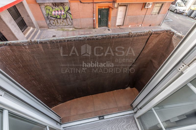 Foto ba6d20c3-0b2d-436a-8d67-672fa187956c. Piso en Puerta del Ángel Madrid
