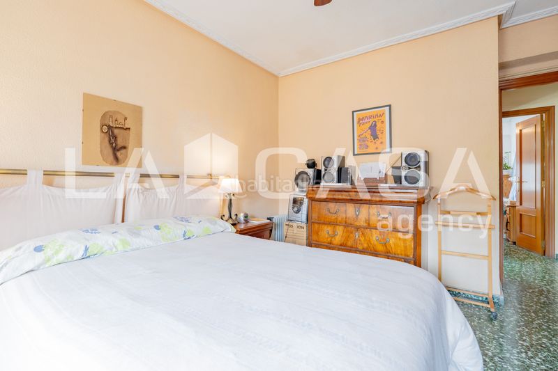 Foto 72e1e7ea-3e8c-4f9d-9b58-c454ab8c5c88. Piso en Mestalla Valencia