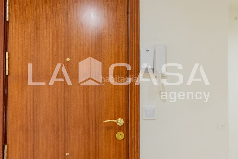 Foto 6b715910-083f-48da-8afd-7162d068721a. Pis a L´Amistat Valencia