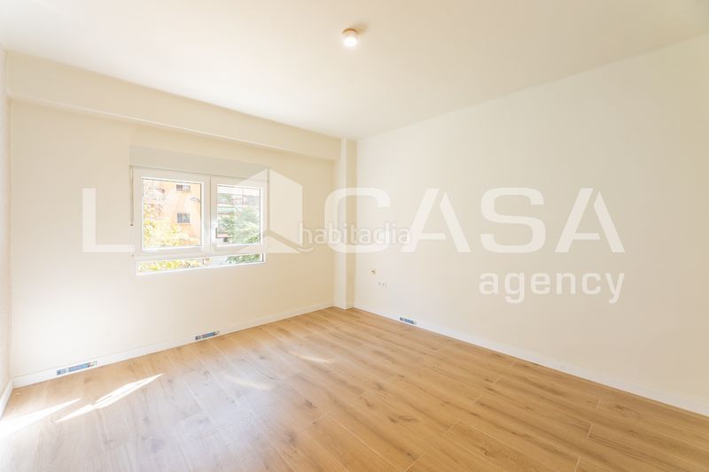 Foto b8f418b4-d355-48c1-ade9-07e40ce12bba. Pis a L´Amistat Valencia