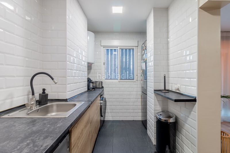 Foto 472352de-00a0-4957-8724-cafd9fa50eb8. Pis amb calefacció a Lucero Madrid