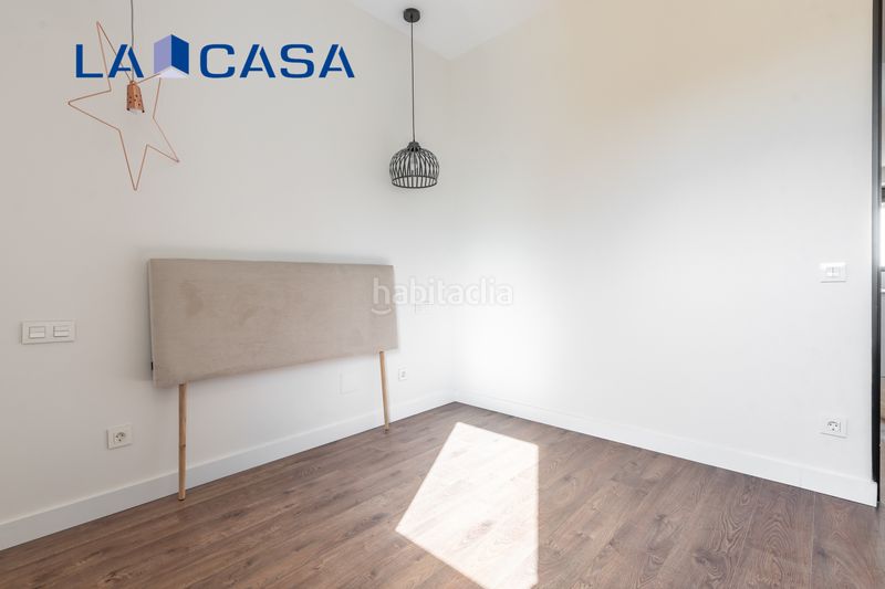 Foto e1b288dd-59bf-43a4-97f0-6438557ce437. Piso en Palos de Moguer Madrid